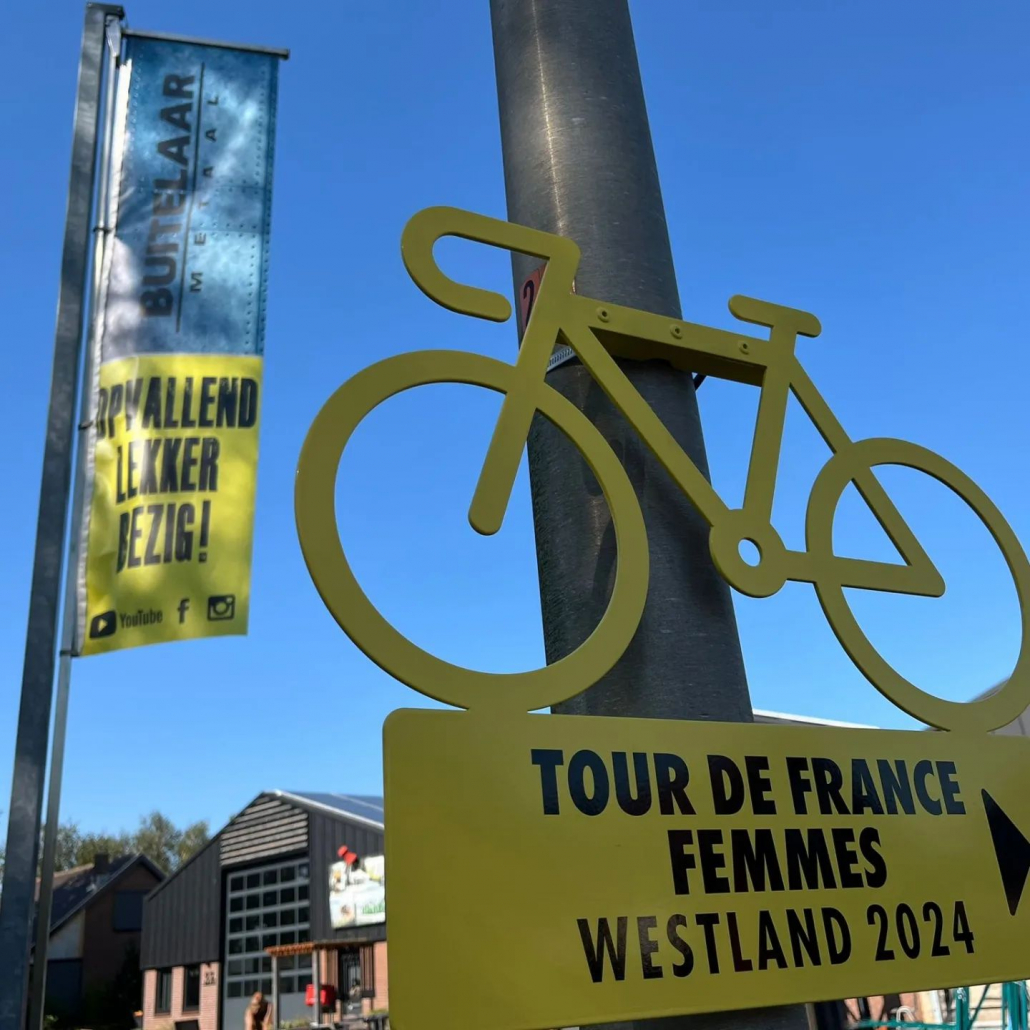 Gemeente Westland Tour de France Femme 2024 Gele verkeersbord Routebordjes Gele Fietstoer